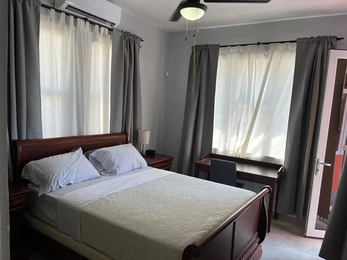 La Estancia Vacation Rentals contacts